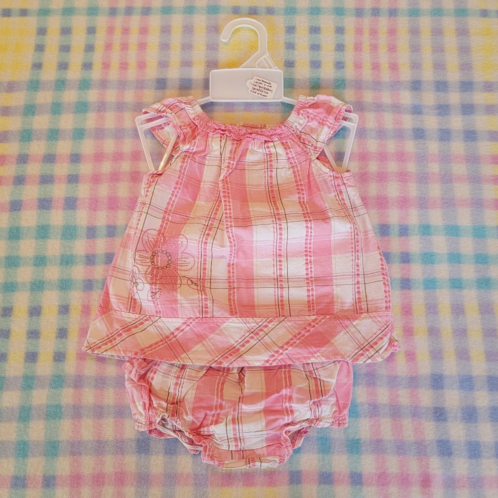 FIRST MOMENTS LAYETTE ♡ Pink|White|Gray 2pc Plaid Embroidered Floral Outfit 0-3M